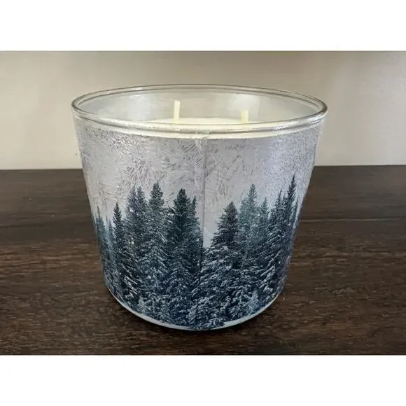 Bath & Body Works Falling Flurries 3-Wick Candle Holiday 2022‎ NEW - Picture 5 of 5